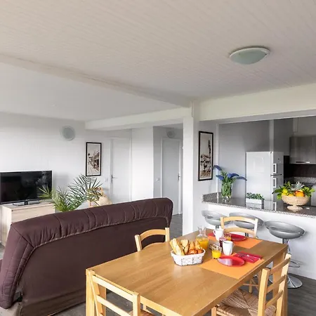 Helios Aparthotel 3*