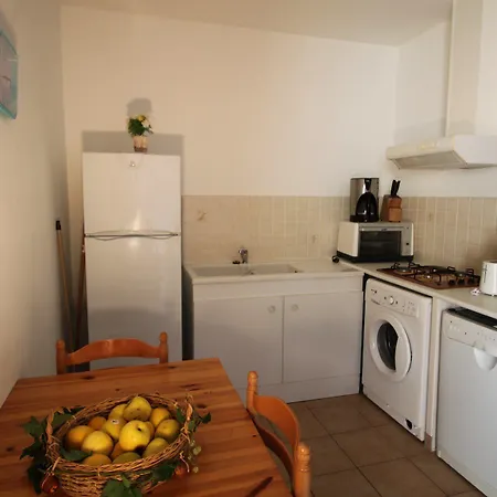 Aparthotel Helios 3*