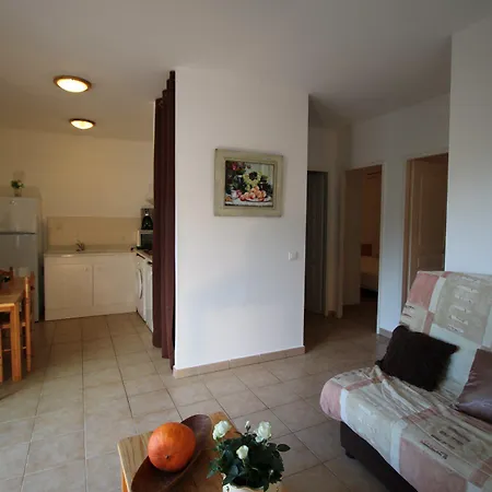 Apart-hotel Helios 3*