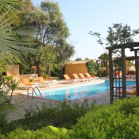 Helios Apart-hotel 3*