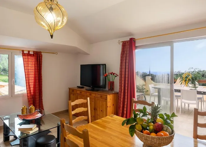 Apartahotel Helios 3*