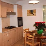 Apartahotel Helios 3*