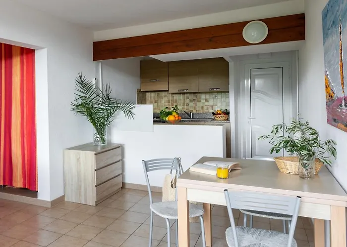 Aparthotel Helios 3*