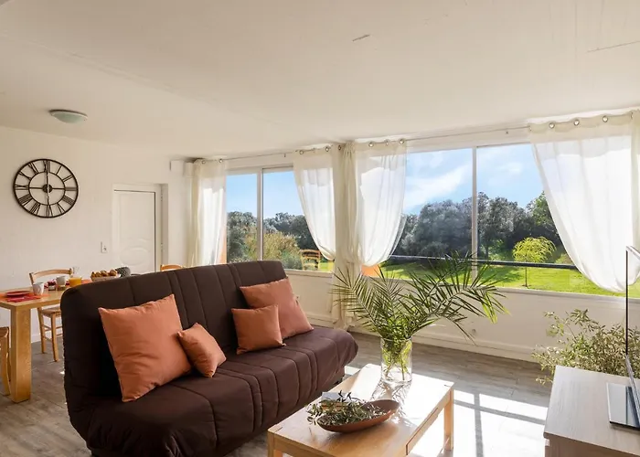 Helios Aparthotel Cargèse