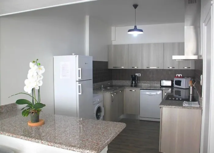 Helios Aparthotel 3*