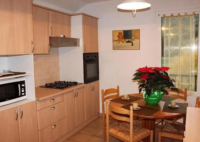 Aparthotel Helios 3*