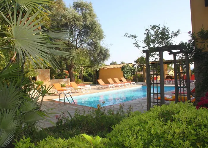 Helios Aparthotel 3*